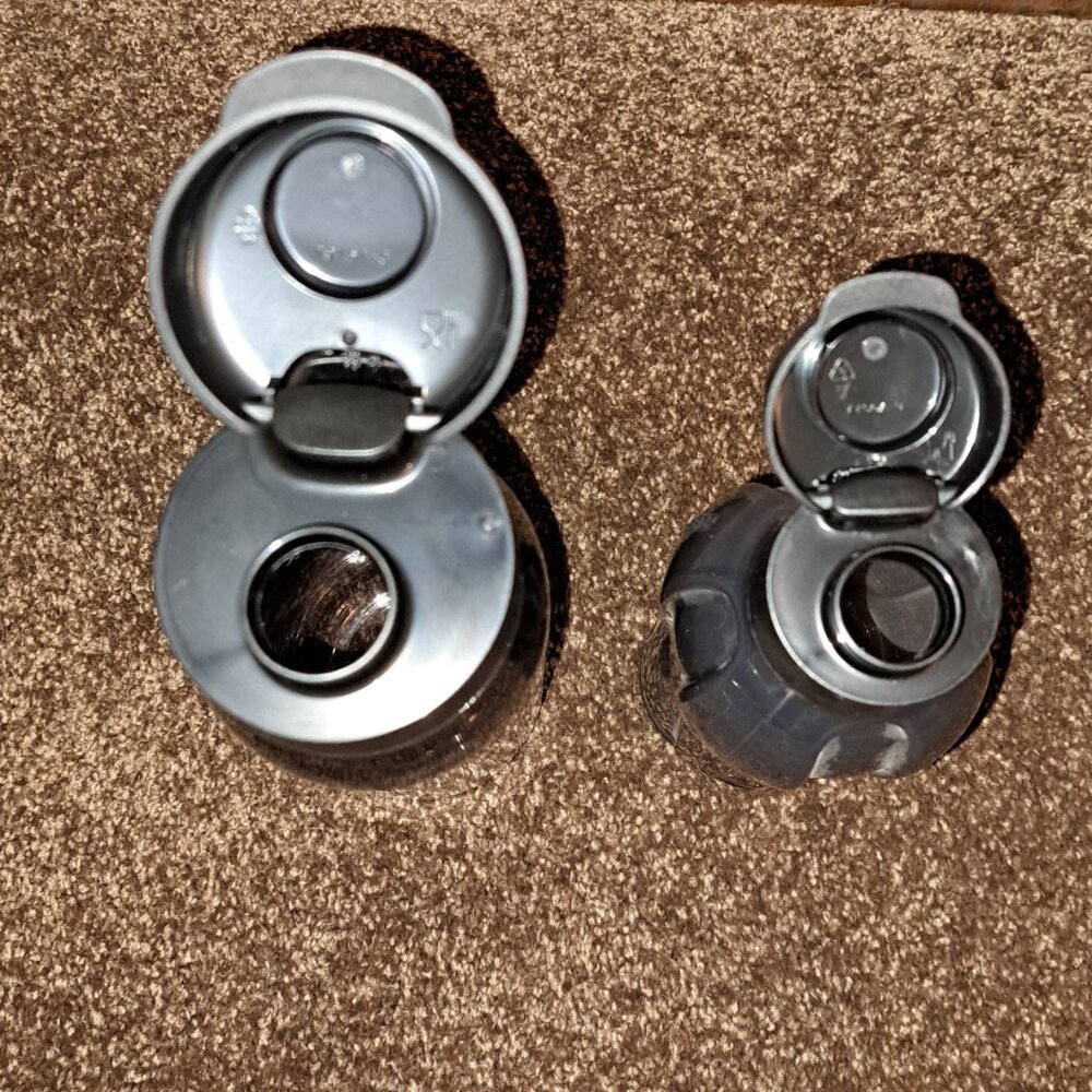 2 Tupperware Eco Plus Sports Bottles with Carrying Straps 7975A-3,7760A-9 - Picture 2 of 7